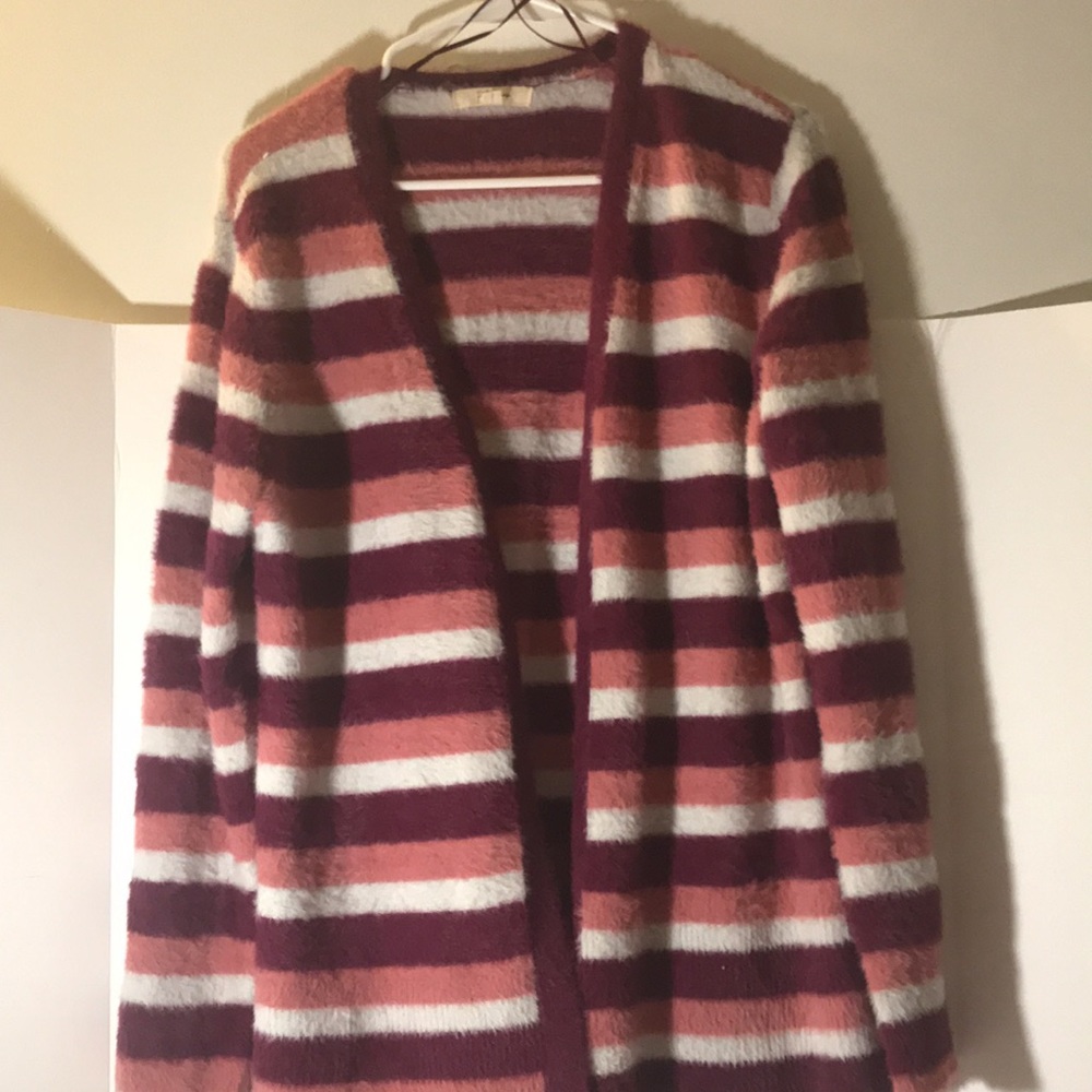 Peyton Primrose  cozy cardigan size L long sleeves pink purple white opened